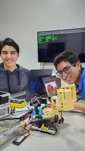 Lee más sobre el artículo Trabajar en tecnología: lanzan un portal para jóvenes que buscan su primer empleo en el sector